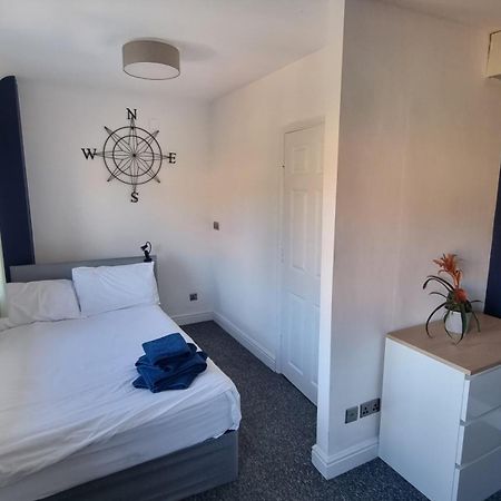 En Suite Room With Kitchen Facilities Ноттингем Экстерьер фото
